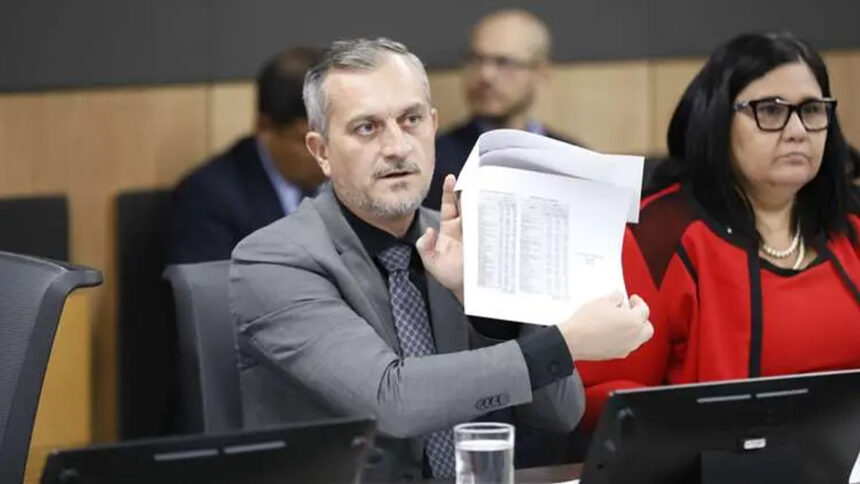 Política legislativa aprueba informe de mayoría sobre la CCSS