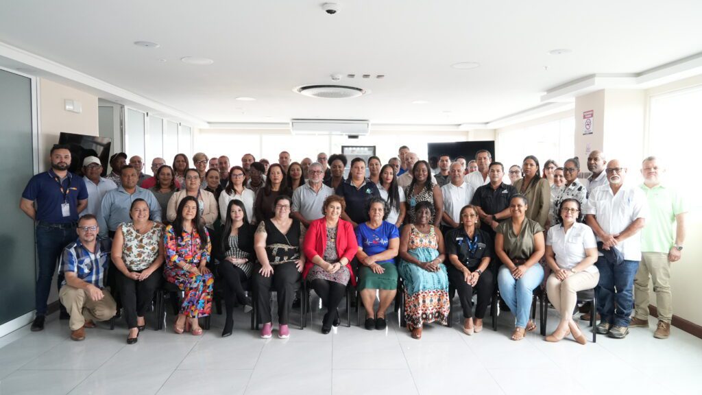 "Informe 2025 AREDE Huetar Caribe: logros y proyectos estratégicos."