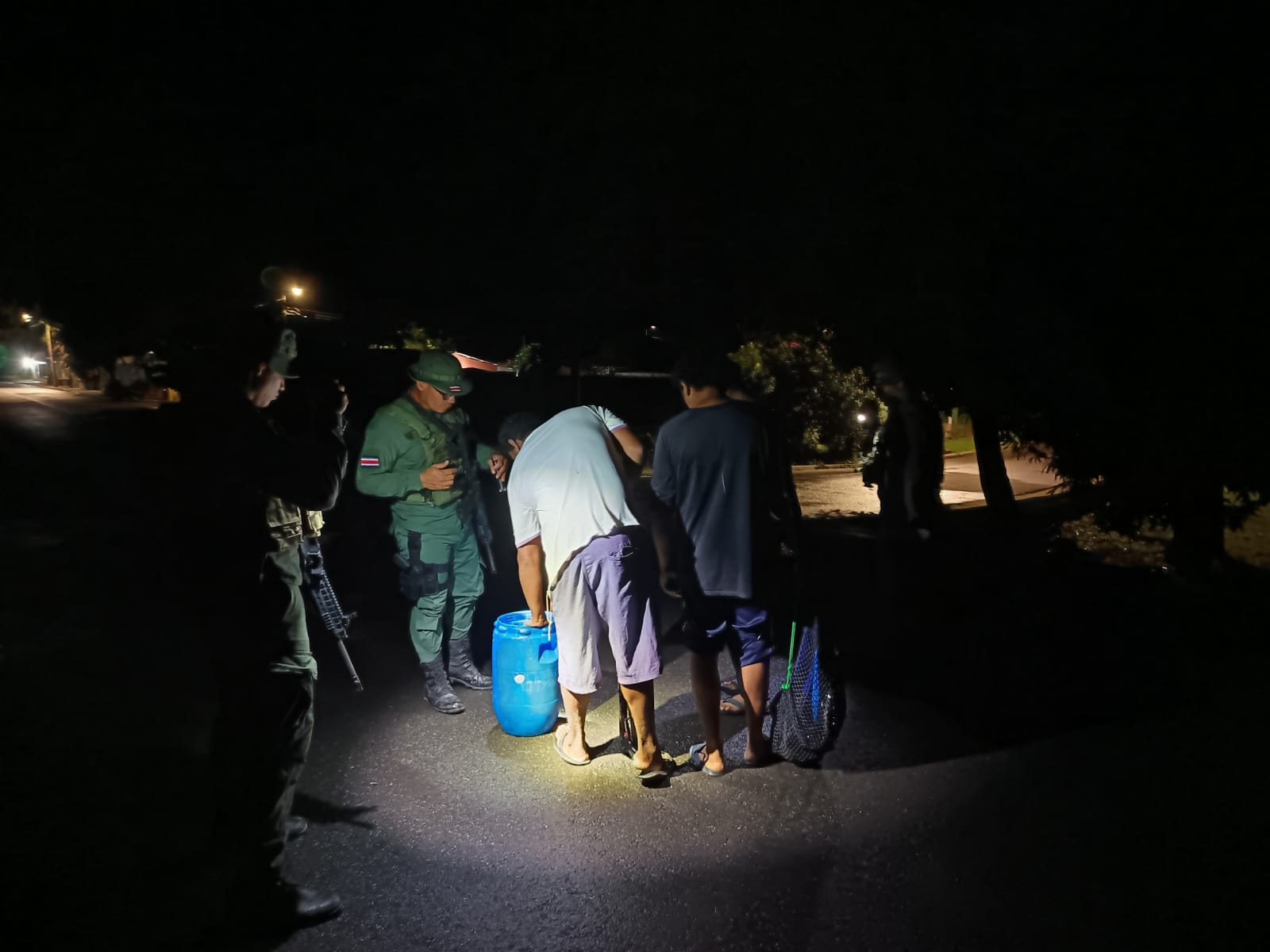 Pesca ilegal de pepinos de mar en La Cruz Guanacaste 2025