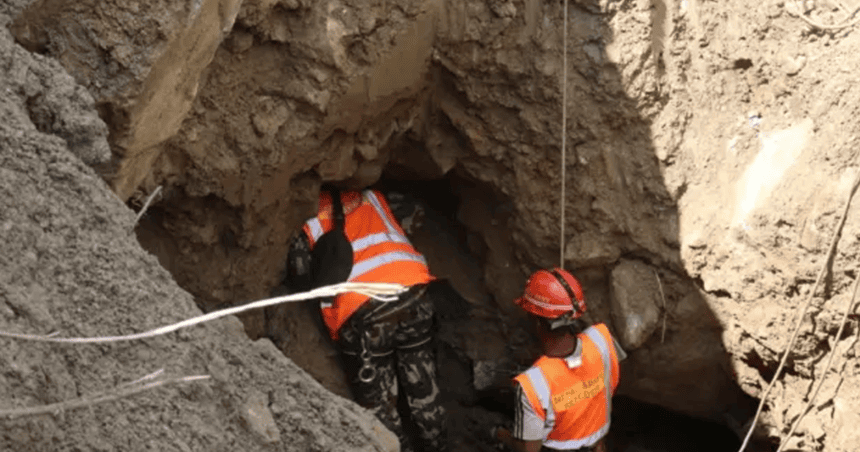 nepal-rescate-tuneles-hidroelectricos-inundacion-glaciar