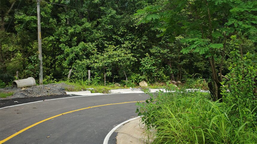 Inder infraestructura vial en comunidades rurales