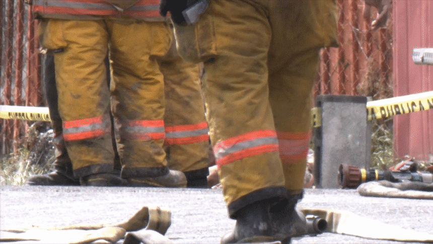 Bomberos atendiendo incendios en Quesada Durán y San Sebastián en un día trágico para San José