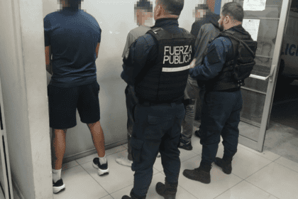 ¡Rescate de infarto! Policía halla a hombre secuestrado en cajuela