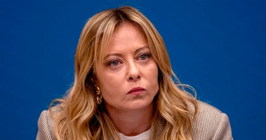 meloni-italia-estudiantes-extranjeros-velo-escuelas