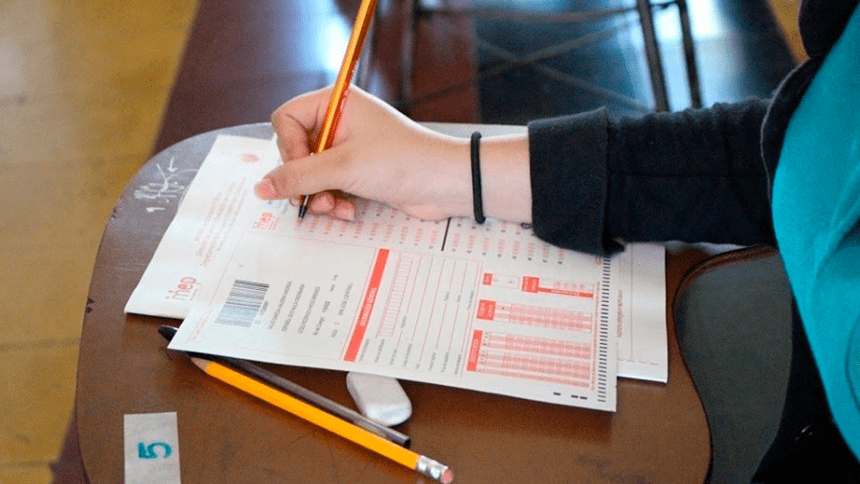 Estudiantes de primaria y secundaria