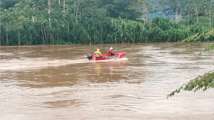 río, Sixaola, rescate, Cruz Roja, Bomberos, emergencia, crecida de ríos, Talamanca, prevención, Costa Rica
