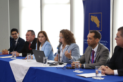 MEIC plan pymes Volcán Poás brinda apoyo a empresas