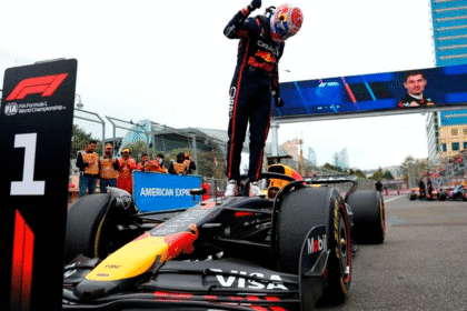 Verstappen Azerbaiyán celebra victoria en Bakú