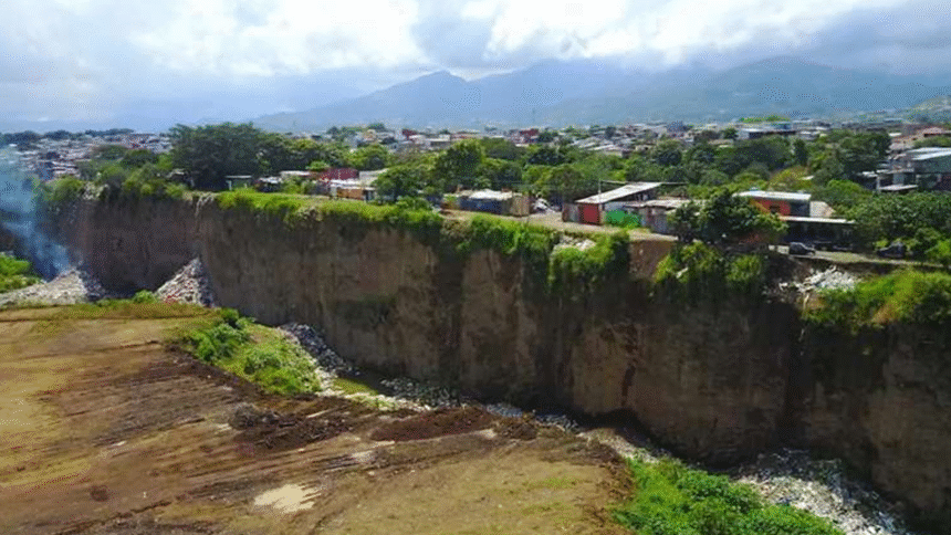 “Contaminación en Pavas desechos Tajo Comag San José”