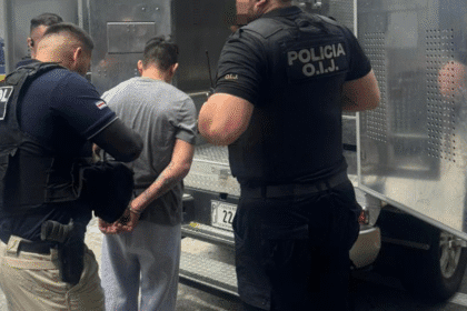 “Interpol Costa Rica detiene prófugo en Juan Santamaría”