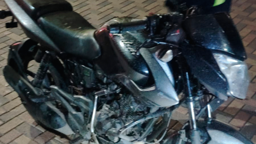 Fuerza Pública Aserrí recupera motocicleta robada en Babilonia de La Fila.