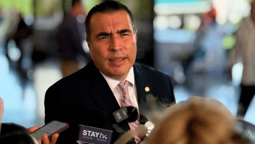 Imagen de subasta de frecuencias criticada por Fernando Zamora