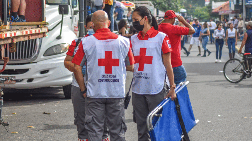 Cruz Roja con puestos de atención y ambulancias en el Festival de la Luz