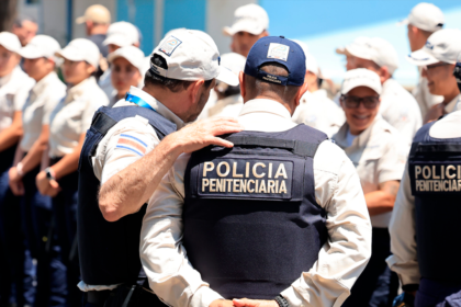 Policía Penitenciaria