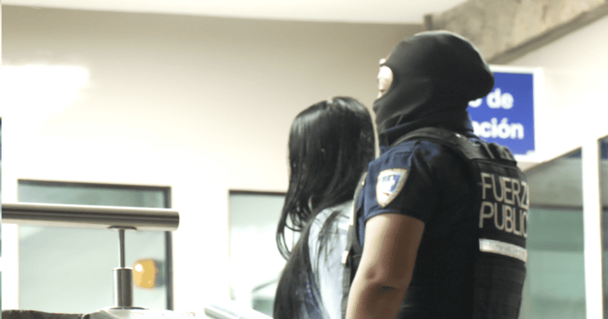 Unidades policiales desplegadas en el sector de Distrito Hospital en San José durante operativos de seguridad.