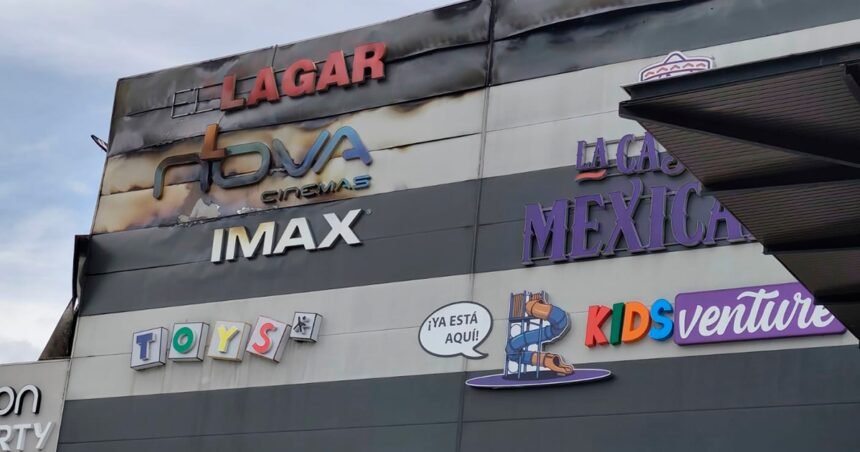 incendio-cines-ciudad-este-curridabat-bomberos-costa-rica
