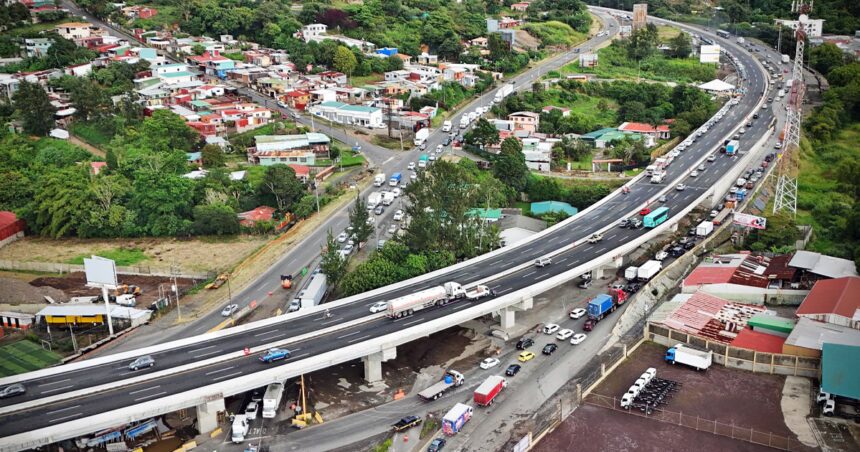  Redondo advierte: "Peajes abusivos" y asfixio a Cartago