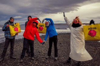 Jóvenes viajan gratis en voluntariado internacional