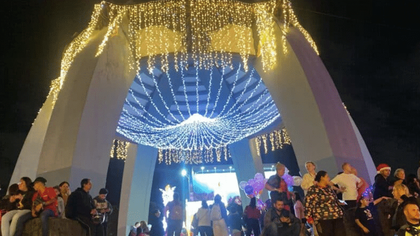 Imagen de Luces de Navidad en parques de San José