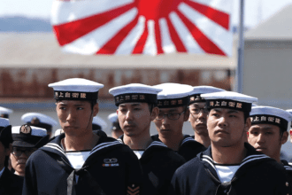 Japón refuerza su defensa ante China