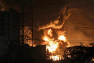 海峡：美以伊加码博弈推升全球油市风险