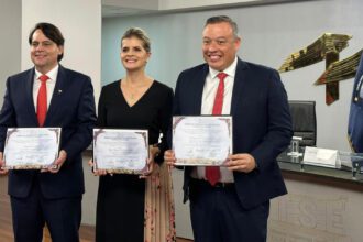 Elecciones: Laura Fernández recibe credenciales como Presidenta