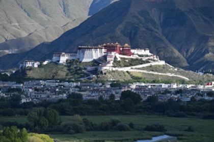 拉萨拉鲁湿地生态保护自然景观