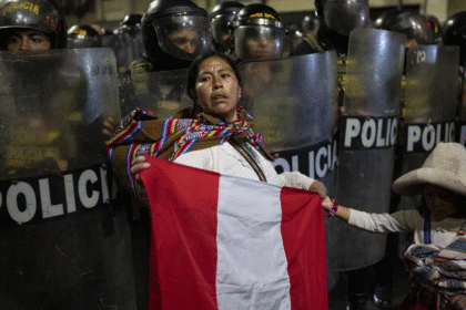 秘鲁抗议人群在利马示威