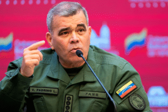 委内瑞拉国防部长警告美国秘密行动失败