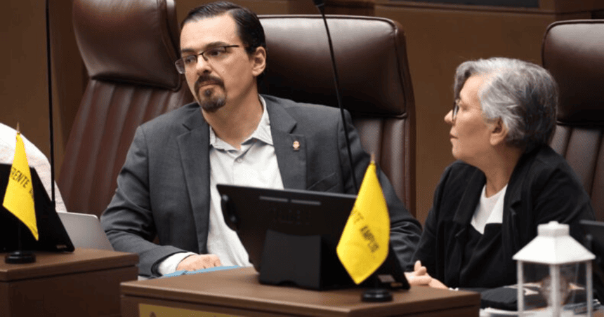 narcotrafico-diputada-responde-laura-fernandez