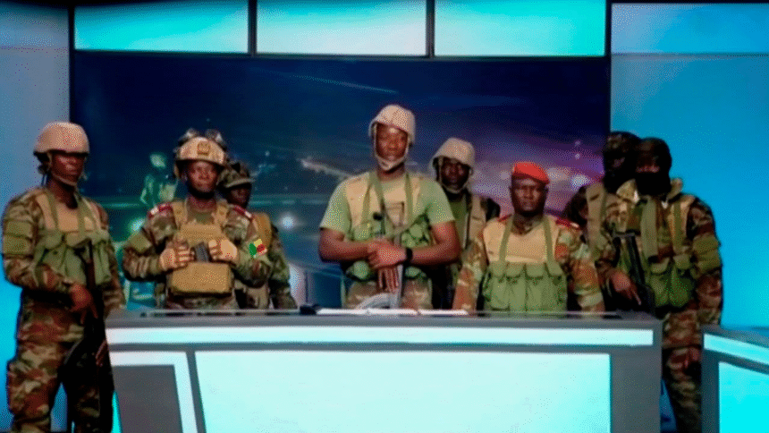 贝宁政变企图 军方恢复宪政秩序