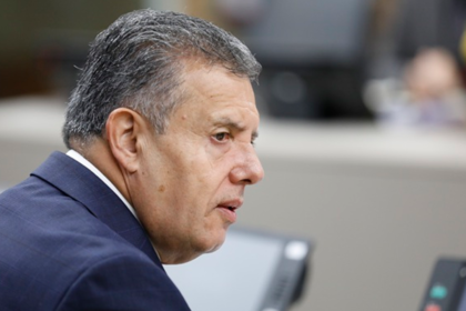  Persecución política: diputado denuncia destitución del AYA