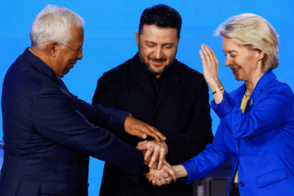 贷款：欧盟批准900亿欧元援乌并推出第20轮制裁