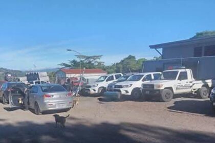 Agentes del OIJ y Fiscalía Anticorrupción