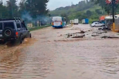 Inundaciones en Costa Rica afectan comunidades en Cartago y Puntarenas.