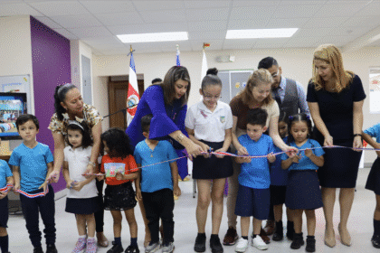 Personal de CEN-CINAI atiende a niñas, niños y familias durante el periodo de vacaciones