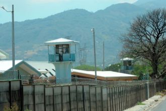 Policía Penitenciaria