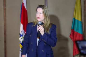 Oposición: Claudia Dobles impulsa agenda común y gira nacional