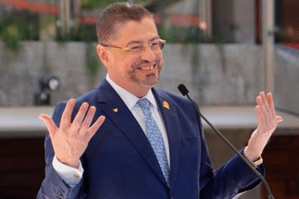 Comunicado oficial sobre Chaves no asistirá al Congreso