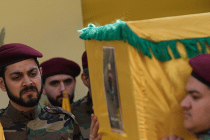 以黎冲突再升温：以军空袭贝鲁特，高层被击毙加剧局势