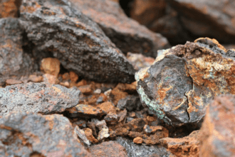 美國關鍵礦產供應, 關鍵礦產, 稀土, 全球供應鏈, 地緣政治