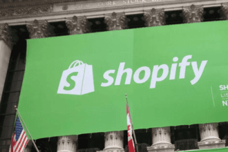 Shopify reporta triplicación de tráfico y ventas por IA