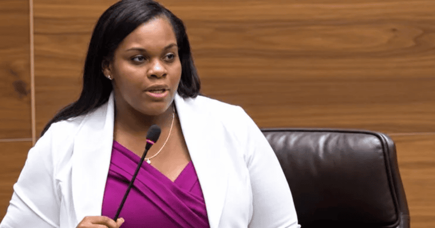superavit-ward-ley-prohibir-cuentas-millonarias