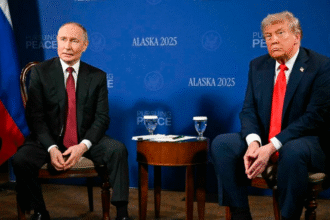 Trump y Putin durante su cumbre en Alaska, en medio de tensiones por Ucrania.