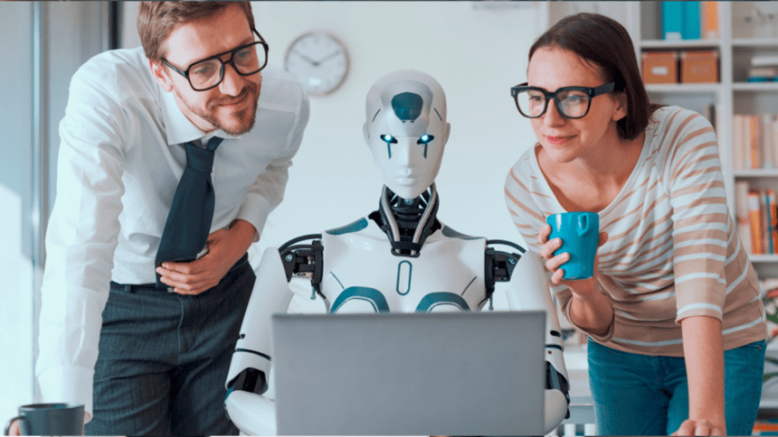 Persona emprendedora crea el sitio web