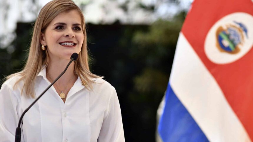 TSE oficializa a Laura Fernández como presidenta electa