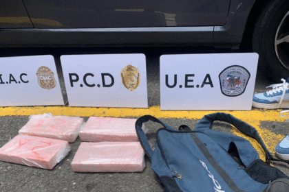 “DEA Escazú decomiso cocaína vehículo detenido”