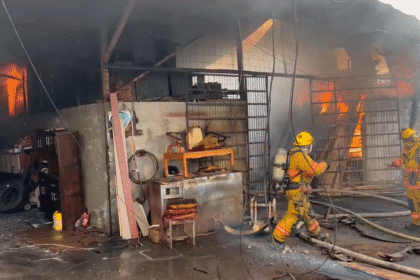 incendio Desamparados barrio Santa Cecilia