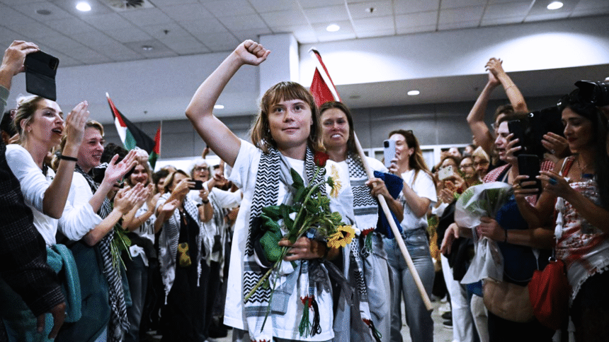 以色列驱逐171名驶向加沙的船队活动家