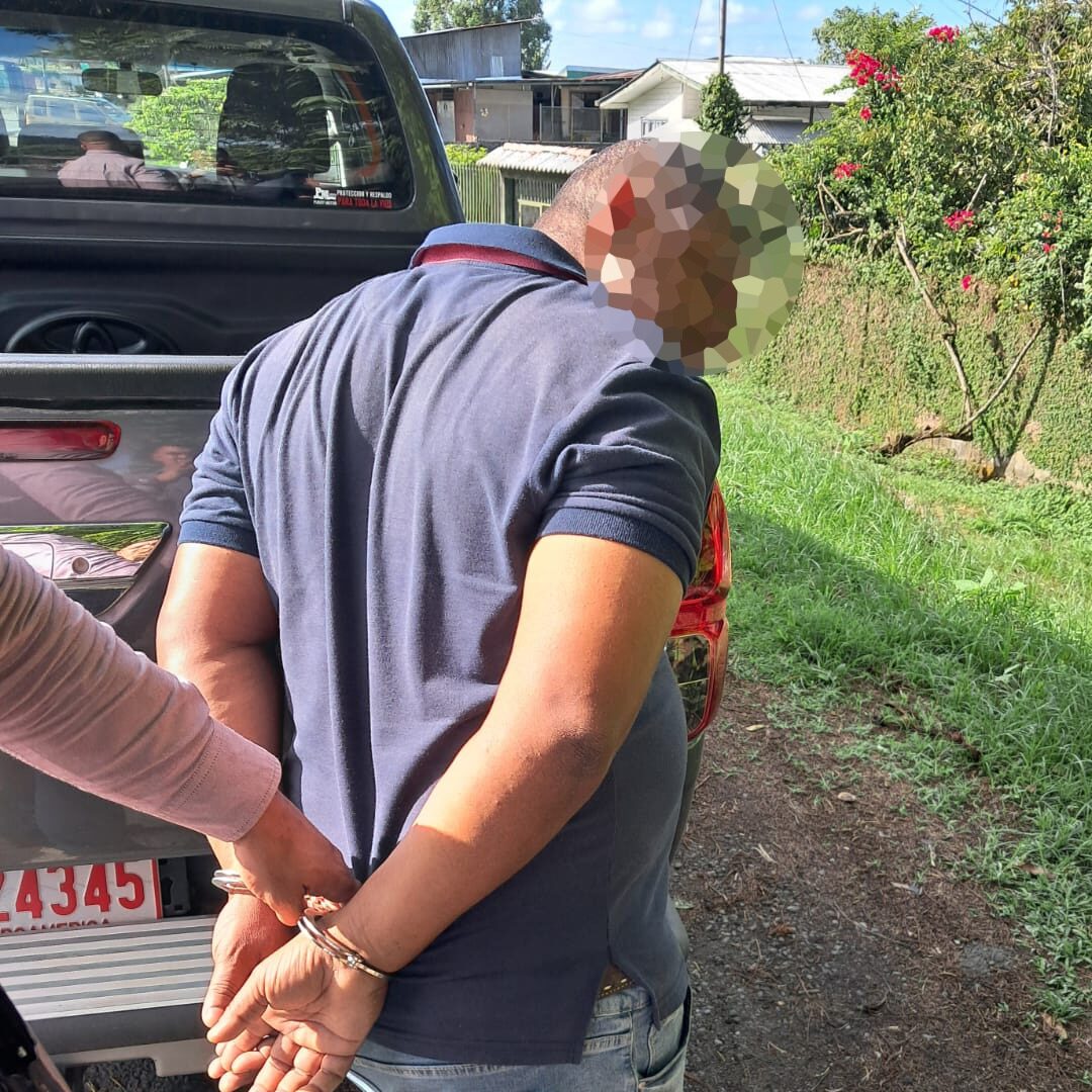 Patrullas y personal de Recope